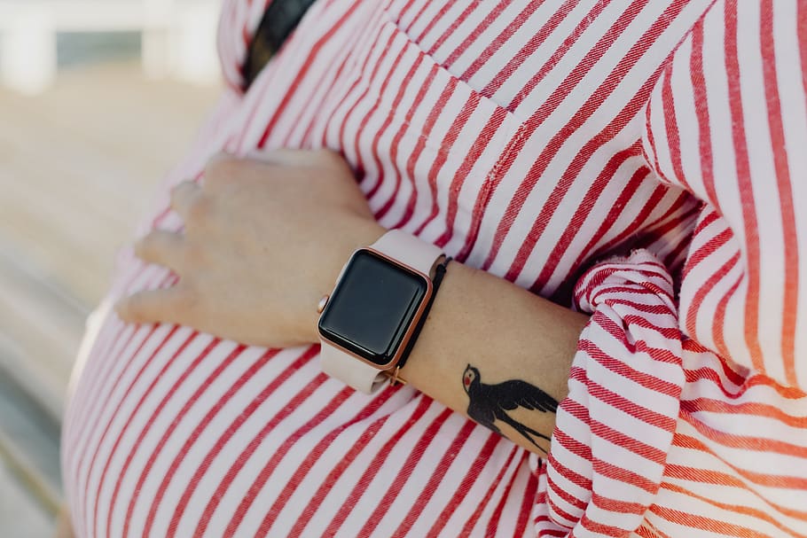 SmartWatch mund të shtojnë opsionin për lajmërimin e shtatëzanisë premature