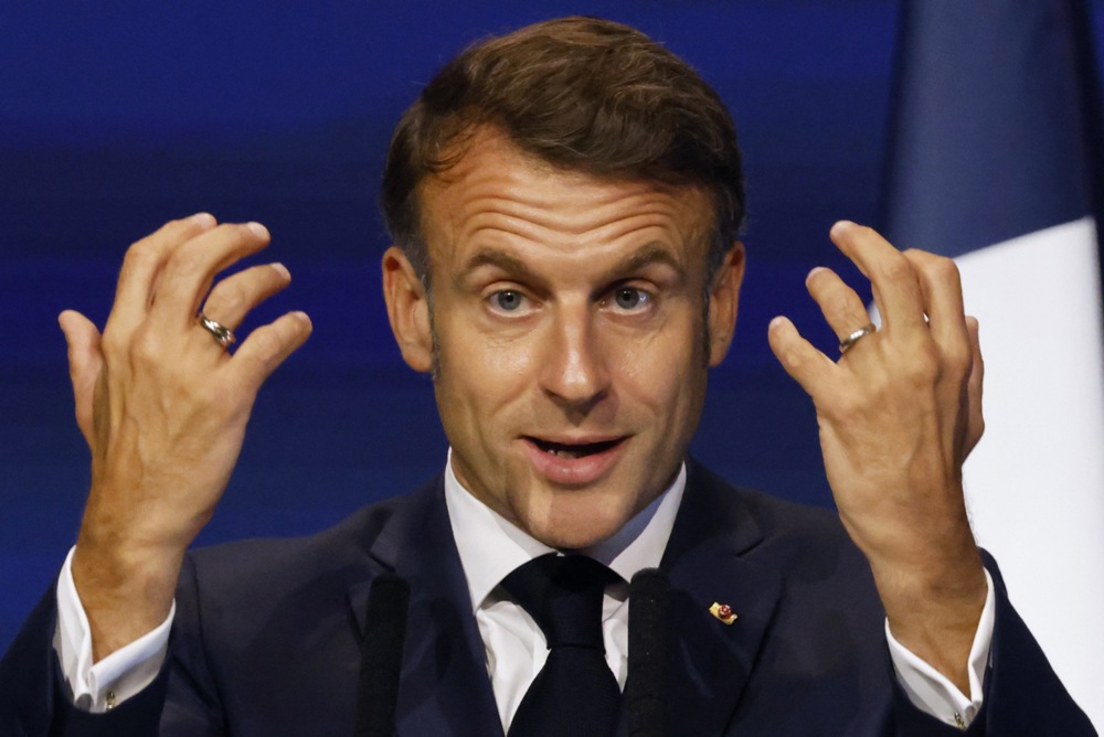 Macron do të lejojë ndalimin e mediave sociale për fëmijët nën 15 vjeç