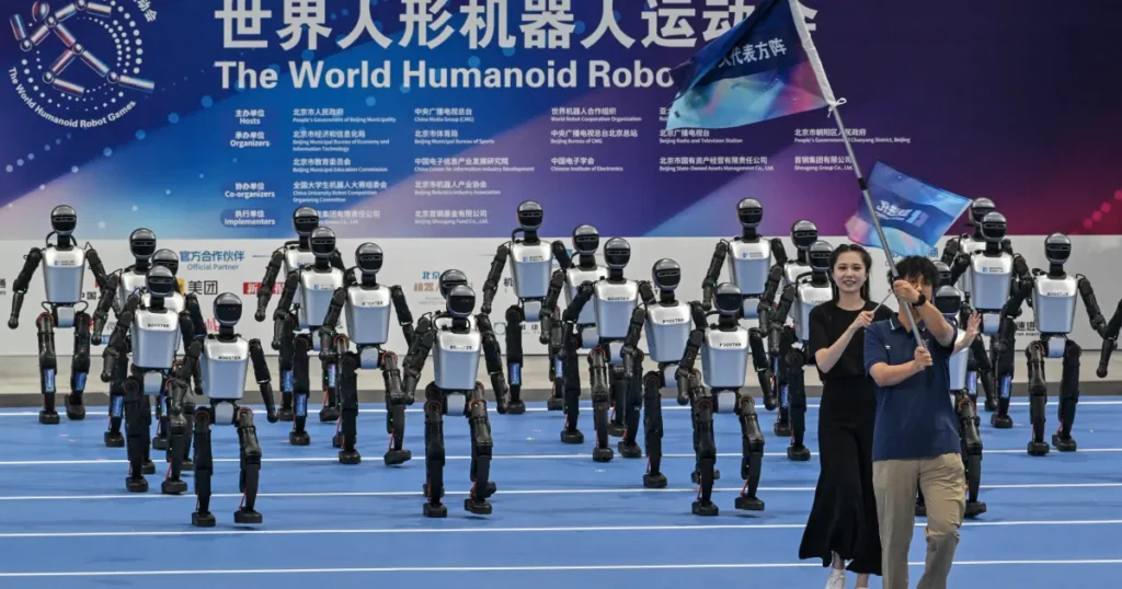 Fillojnë në Kinë lojërat e para botërore të robotëve humanoidë (FOTO)