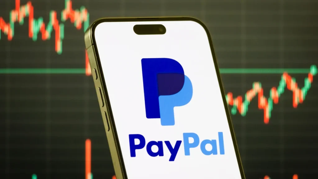 PayPal shton kriptovalutën në pagesat Peer-to-Peer, ja për cilat lejohet transferimi