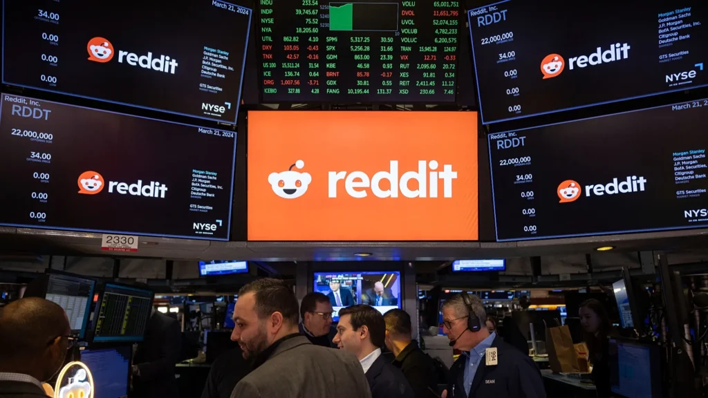 Reddit fillon testimin e profileve të verifikuara për figurat publike