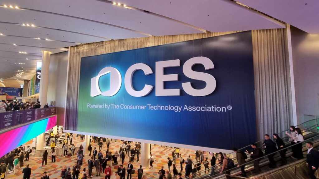 CES 2026: Lufta e çipeve, laptopë të rinj, robotë me inteligjencë artificiale dhe një apel për drejtimin autonom