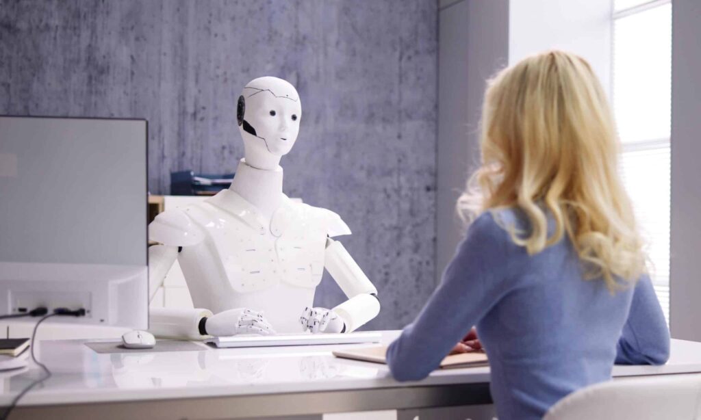 Kandidatët po i thonë “jo” intervistave të punës me robotë, ja si po ndryshon procesi i rekrutimit